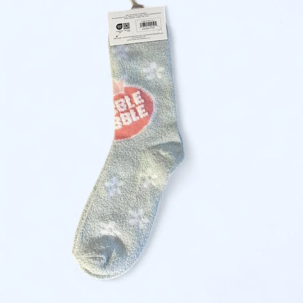 Dubble‎ Bubble blue fuzzy socks with logo print size 5-9.5